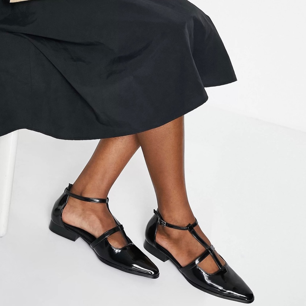 ASOS DESIGN Wide Fit Malay pointed flat shoes
